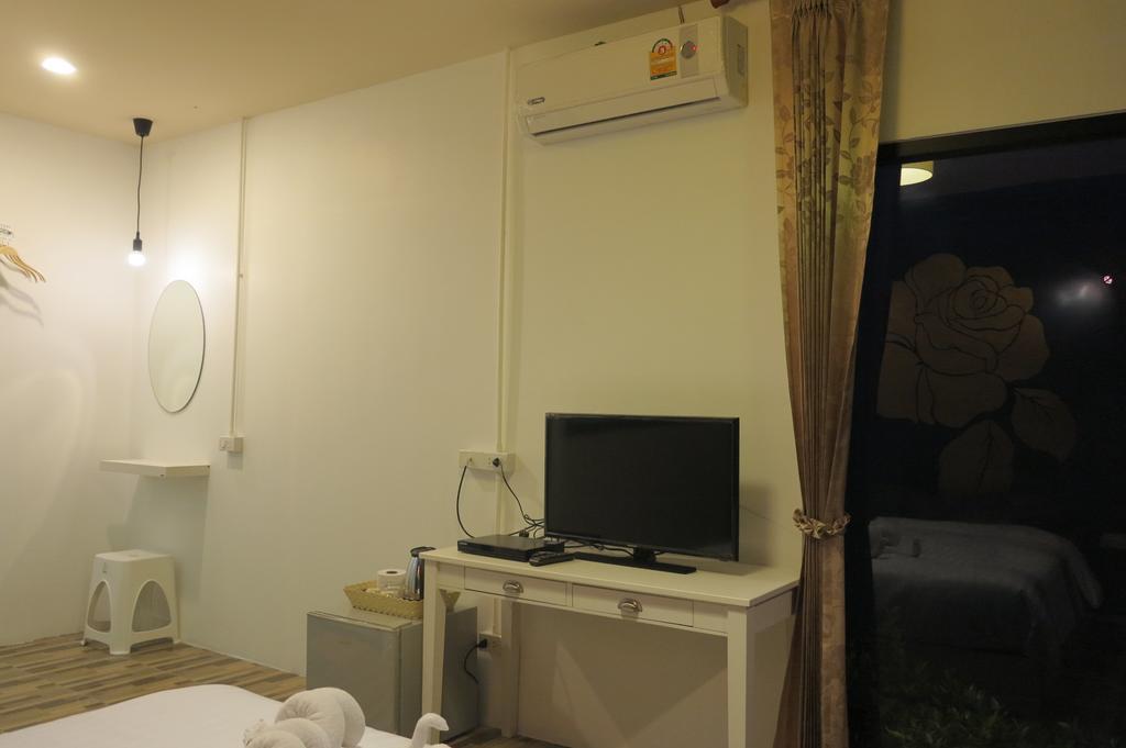 ホテル スマイル プレイス Ko Lanta 部屋 写真